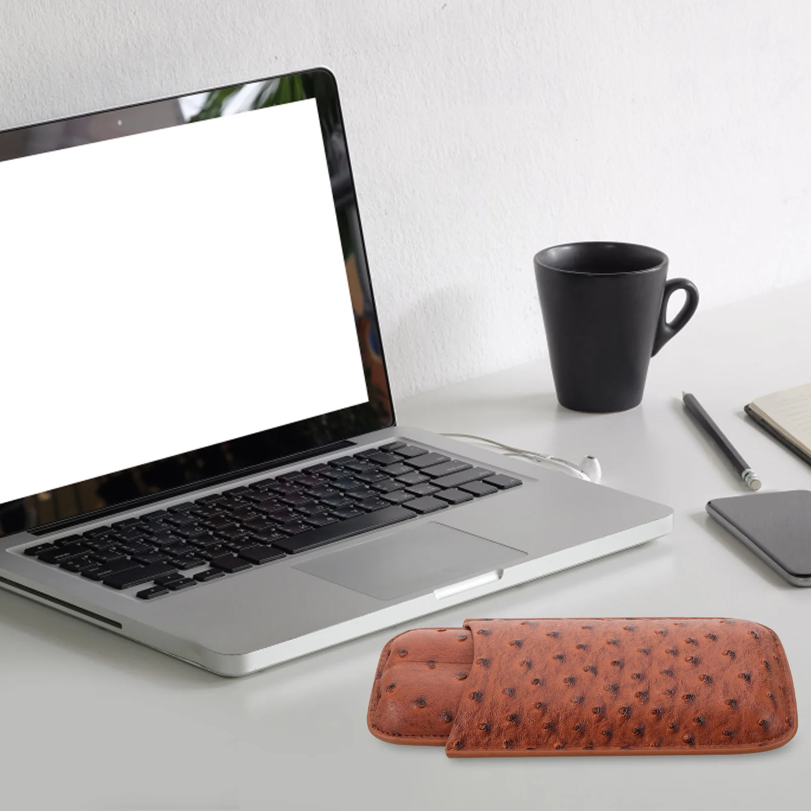 Brown Ostrich Pattern Portable Cigar Case Tube Storage Travel Cigar Storage Pouch Pouch Small Bag
Brown Ostrich Pattern Portable Cigar Case Tube Storage Travel Cigar Storage Pouch Pouch Small Bag