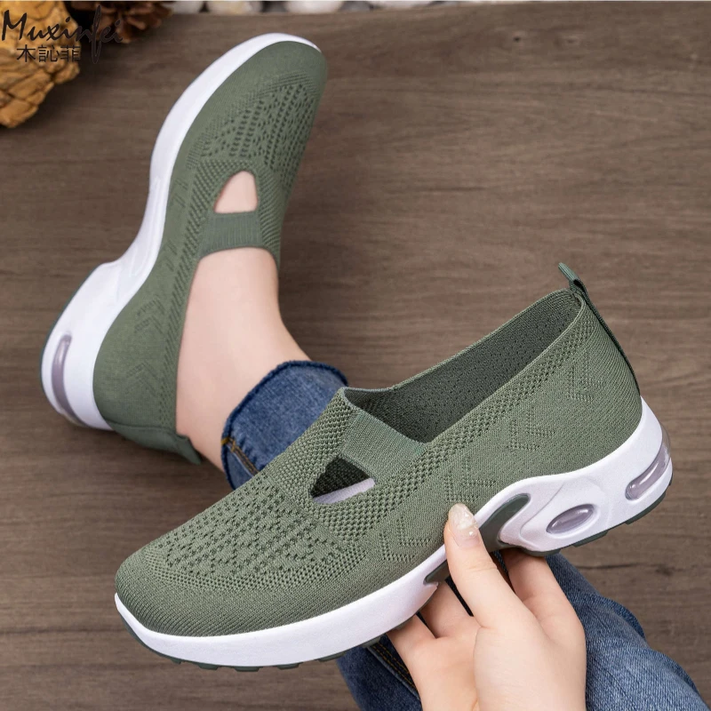 Women's 2026 Spring New Versatile Casual Shoes, One Step Breathable Soft Bottom Hiking Shoes, Large Size 36-44
Women's 2026 Spring New Versatile Casual Shoes, One Step Breathable Soft Bottom Hiking Shoes, Large Size 36-44