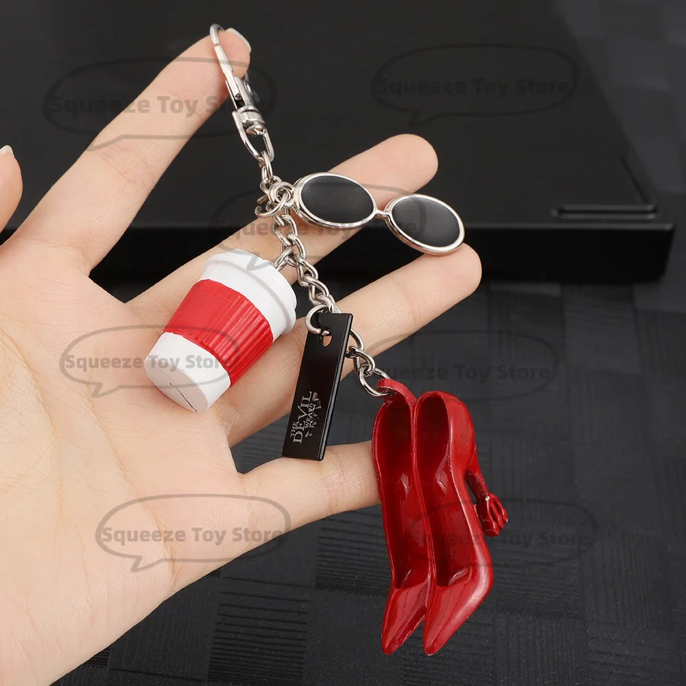 NEW The Devil Wears P2 Keychain Movie Merchandise Iconic Movie Elements Bag Charm for Fans Hanging Decoration
NEW The Devil Wears P2 Keychain Movie Merchandise Iconic Movie Elements Bag Charm for Fans Hanging Decoration