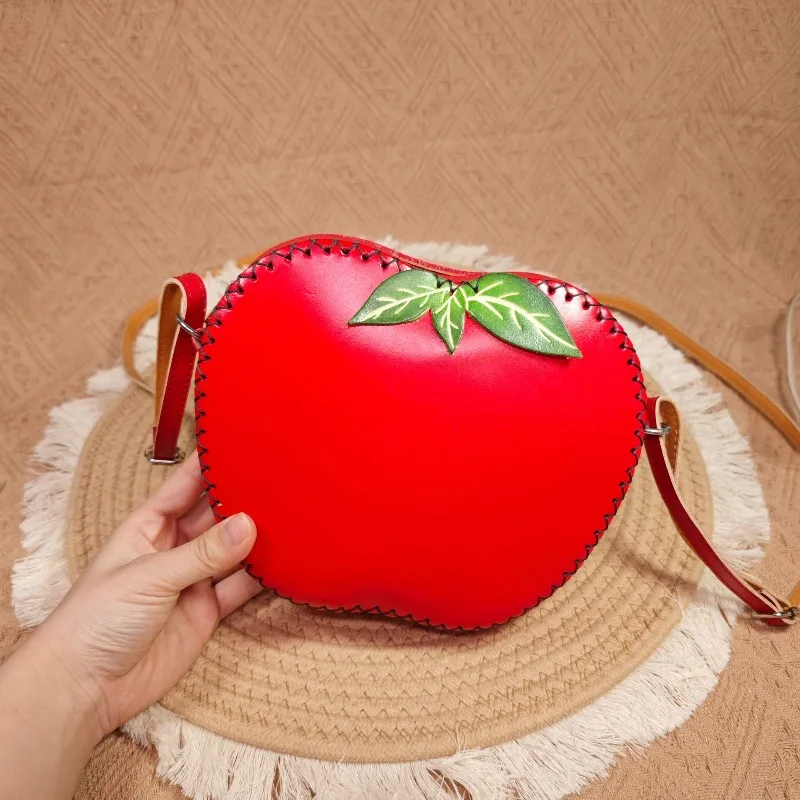 First layer cowhide women's shoulder bag large creative messenger women's bag children's travel decoration cute shoulder bag
First layer cowhide women's shoulder bag large creative messenger women's bag children's travel decoration cute shoulder bag