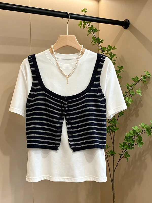 plus Size Knitted Vest Top Women's Fashion Layering Set Summer New Style Super Beautiful Two-Piece Set Advanced Feeling Sleev...
plus Size Knitted Vest Top Women's Fashion Layering Set Summer New Style Super Beautiful Two-Piece Set Advanced Feeling Sleev...