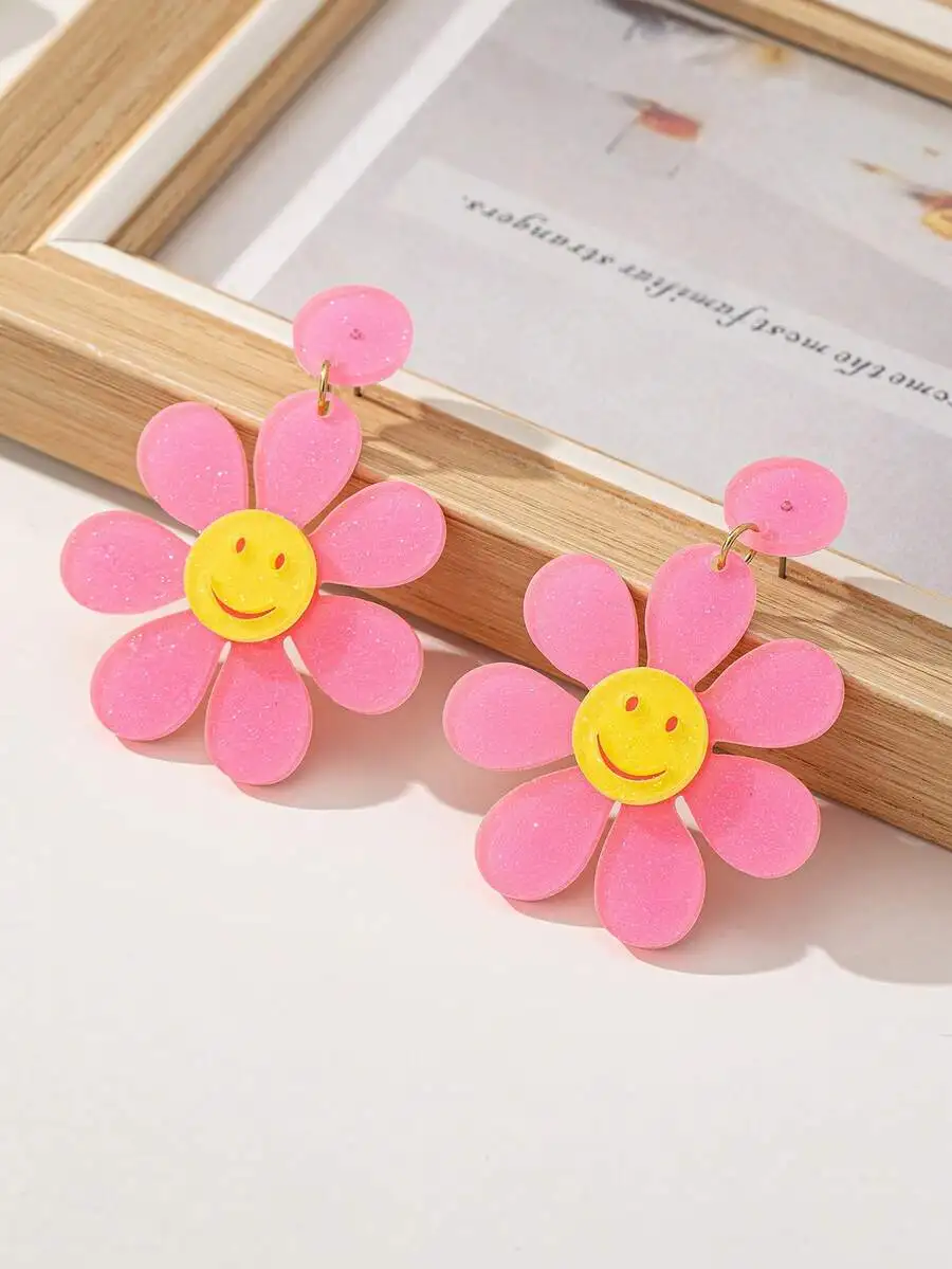 Pink Floral Smile Face Drop Earrings For Women
Pink Floral Smile Face Drop Earrings For Women