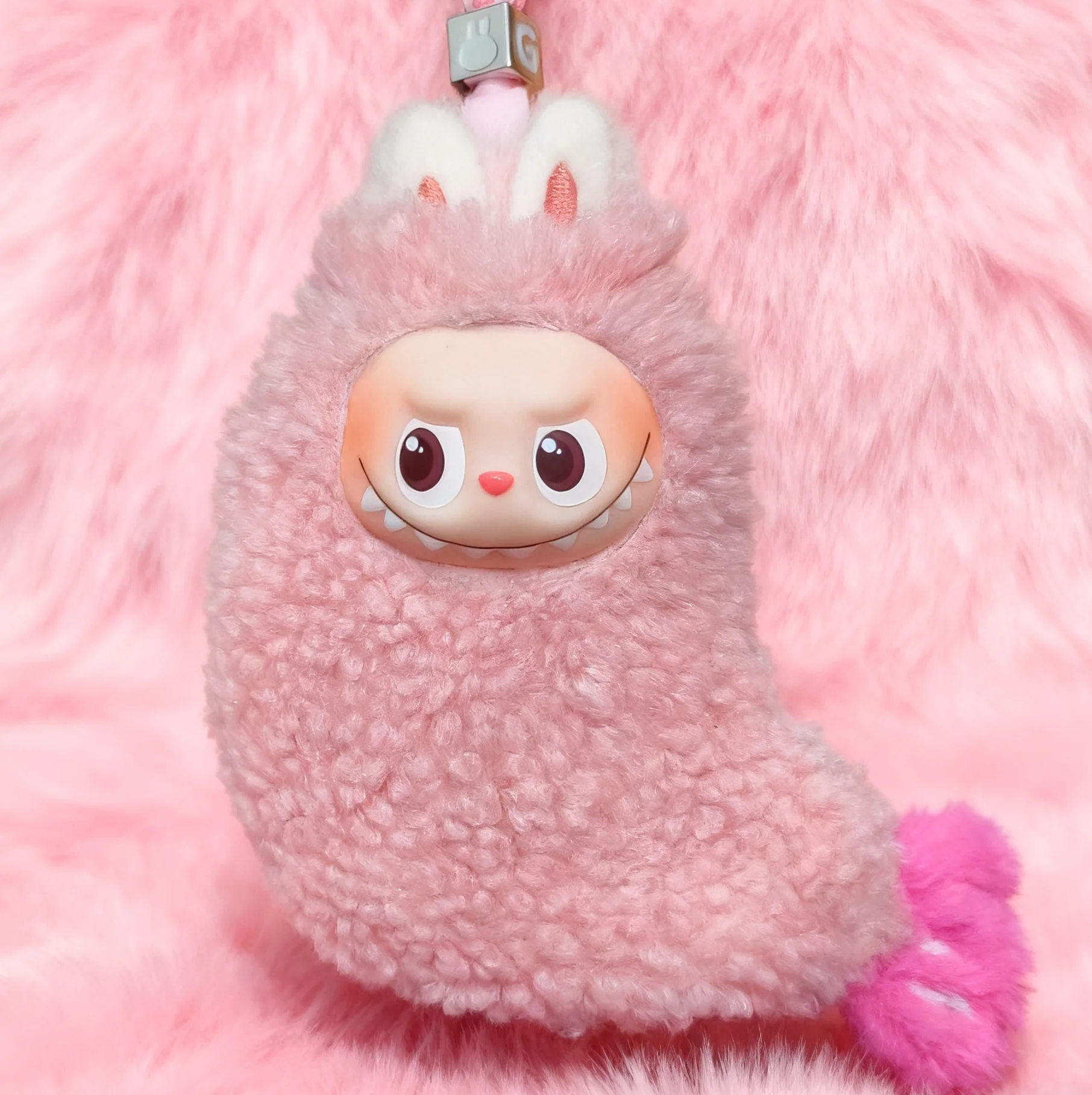 Для 10,5 см Labubu 4,0 булавка для одежды серии Love, набор розовых жареных креветок, аксессуары Labubu V4
Для 10,5 см Labubu 4,0 булавка для одежды серии Love, набор розовых жареных креветок, аксессуары Labubu V4