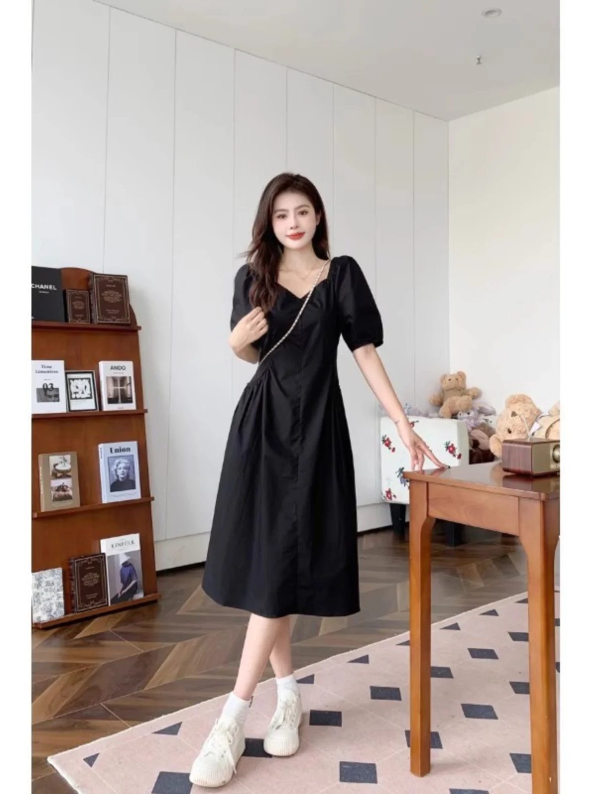 Fashion Women Summer OL Work Dress Simple V Neck Half Sleeve Party Sundress Casual Solid A Line Dresses Holiday Vestidos Robe
Fashion Women Summer OL Work Dress Simple V Neck Half Sleeve Party Sundress Casual Solid A Line Dresses Holiday Vestidos Robe