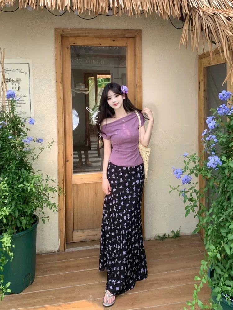 Unique Beautiful Purple Floral Print Maxi Dress Set Women's Summer Fashion Two-Piece Suit High Waist Half Skirt Short Sleeve
Unique Beautiful Purple Floral Print Maxi Dress Set Women's Summer Fashion Two-Piece Suit High Waist Half Skirt Short Sleeve