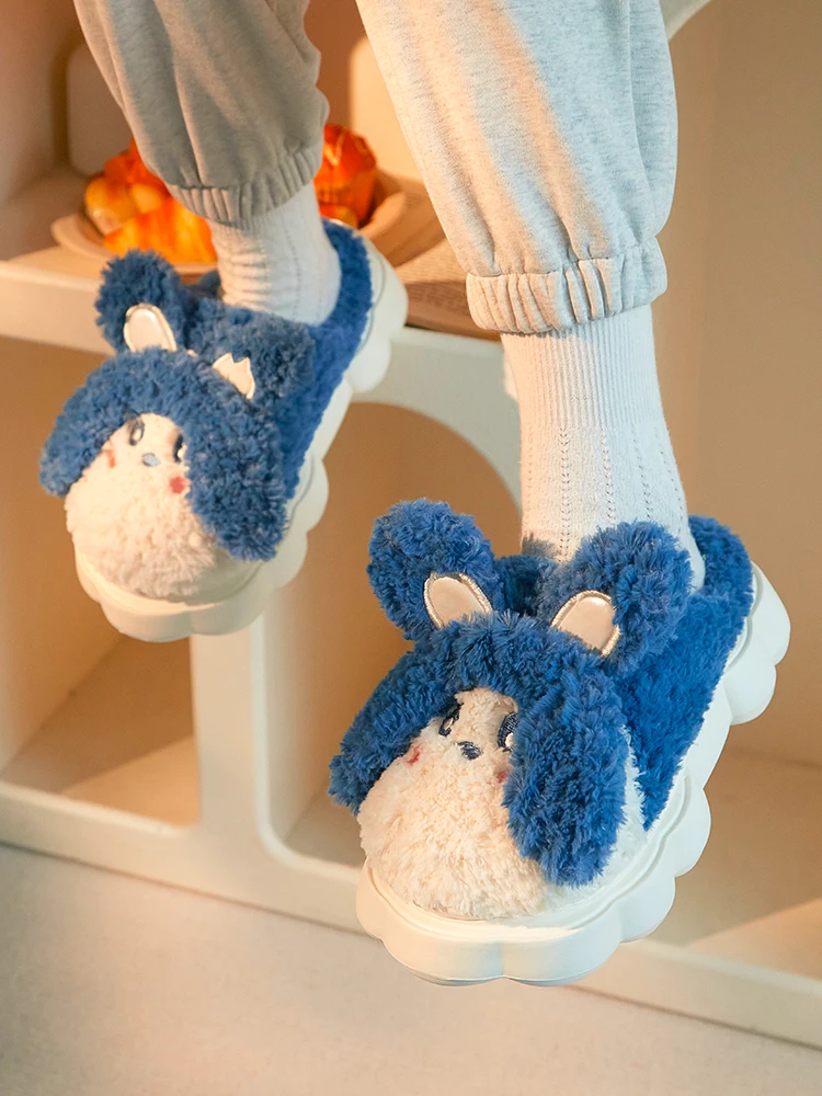 Cute Plush Cotton Home Slippers For Women's Indoor Household Autumn And Winter Thick Sole, Anti Slip Slippers
Cute Plush Cotton Home Slippers For Women's Indoor Household Autumn And Winter Thick Sole, Anti Slip Slippers