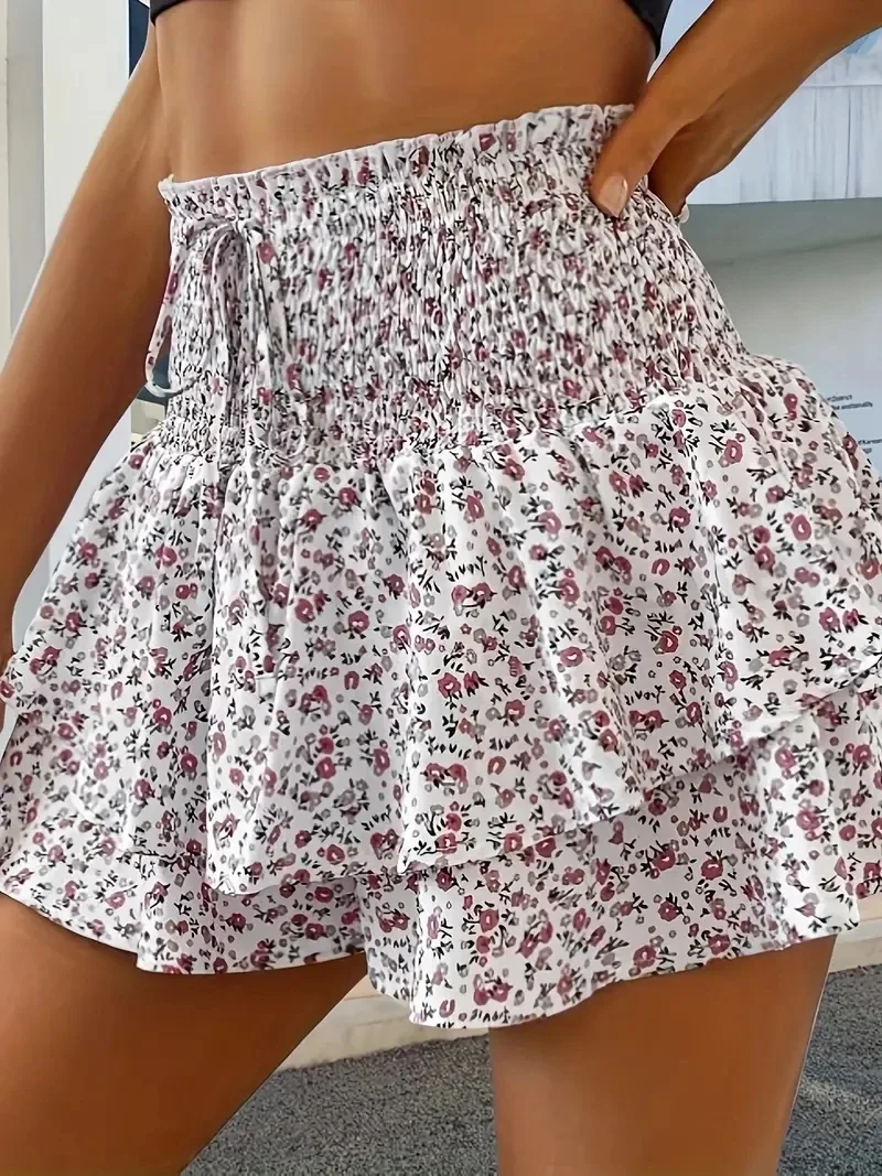 Spring and summer small floral print elastic waist elegant layered hem shorts fashion casual high waist shorts
Spring and summer small floral print elastic waist elegant layered hem shorts fashion casual high waist shorts