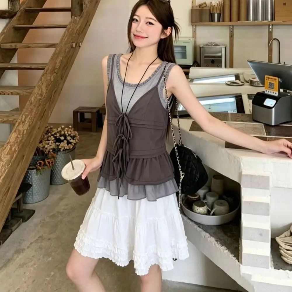 Retro Set Women's Summer 2026 New Lace Round Neck Tank Top Strap Open Two Piece Set Trendy
Retro Set Women's Summer 2026 New Lace Round Neck Tank Top Strap Open Two Piece Set Trendy