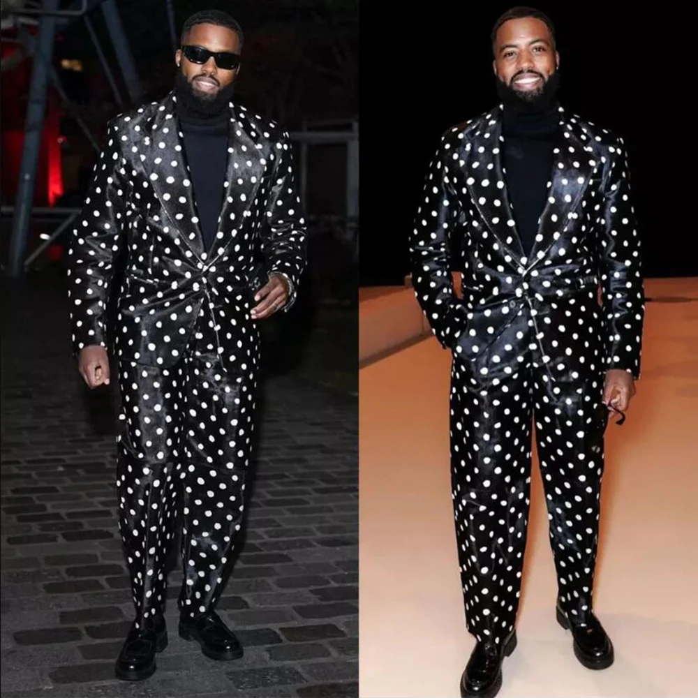Elegant Polka Dot Men's Suits Plus Size Formal Wedding Groom Tuxedo 2pcs Customized Peaked Lapel Prom Blazers Costume Homme
Elegant Polka Dot Men's Suits Plus Size Formal Wedding Groom Tuxedo 2pcs Customized Peaked Lapel Prom Blazers Costume Homme