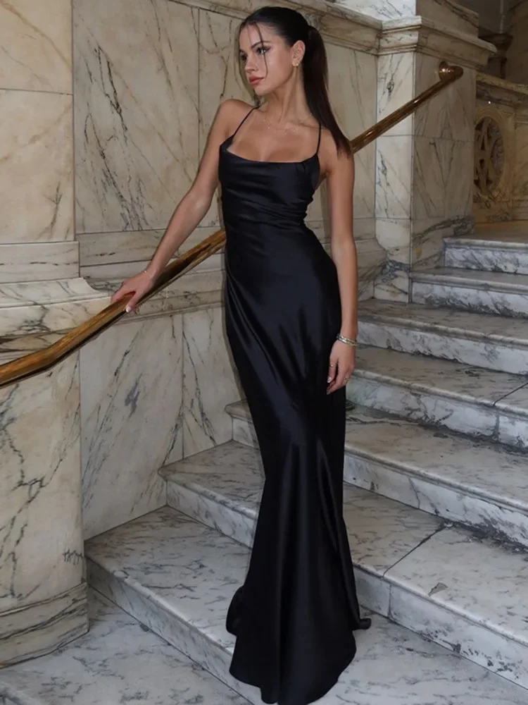 Spaghetti Strap Backless Sexy Maxi Dress Women Gown Black Satin Slipdress Sleeveless High Waist Club Party Long Dress
Spaghetti Strap Backless Sexy Maxi Dress Women Gown Black Satin Slipdress Sleeveless High Waist Club Party Long Dress
