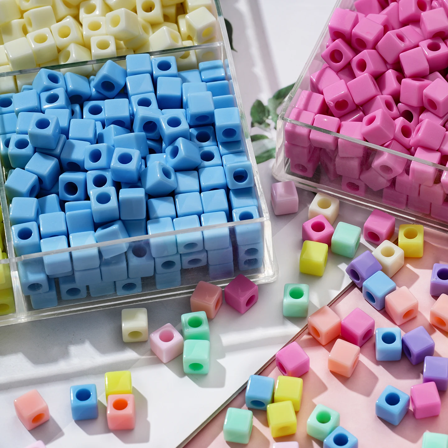 50/100pcs Colored Acrylic Large Hole Beads Square Spacer Beads for DIY Necklace Bracelet Phone Chain Jewelry Making Supplies
50/100pcs Colored Acrylic Large Hole Beads Square Spacer Beads for DIY Necklace Bracelet Phone Chain Jewelry Making Supplies