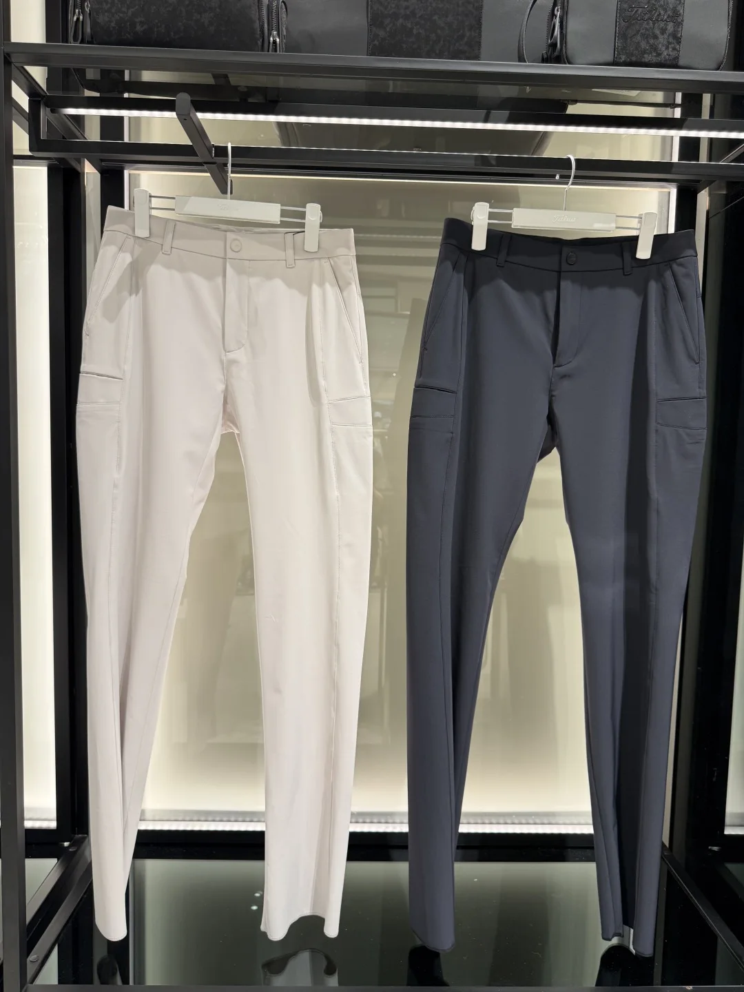 Men's Quick-Dry Casual Slim-Fit Golf Pants: Flattering and Versatile
Men's Quick-Dry Casual Slim-Fit Golf Pants: Flattering and Versatile