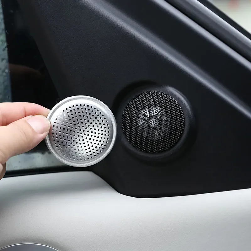For Land Rover Discovery 5 LR5 L462 17-23 Car Aluminum Alloy Car Door Speaker Treble Trumpet Cover Trim Sticker Car Accessories
For Land Rover Discovery 5 LR5 L462 17-23 Car Aluminum Alloy Car Door Speaker Treble Trumpet Cover Trim Sticker Car Accessories