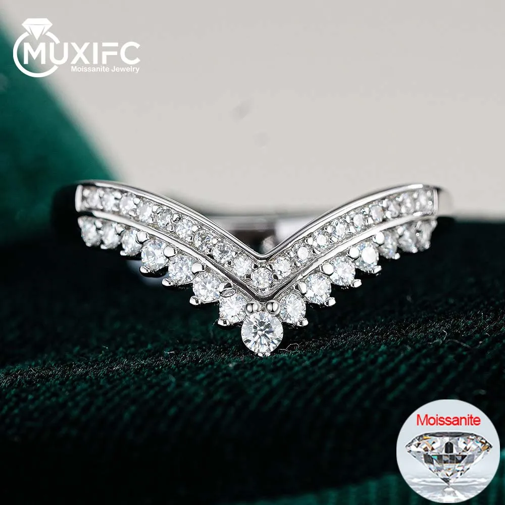 MUXIFC Full Moissanite Crown Wedding Ring for Women Princess Wish Crown V-shape 925 Sterling Silver Engagement Band Fine Jewelry
MUXIFC Full Moissanite Crown Wedding Ring for Women Princess Wish Crown V-shape 925 Sterling Silver Engagement Band Fine Jewelry