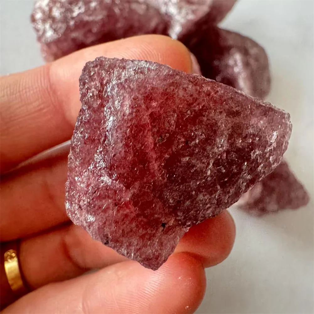Natural Red Strawberry Crystal Quartz Raw Rough Tangling Jade Mineral Healing Crystals Reiki Specimens Collectible Home Decor
Natural Red Strawberry Crystal Quartz Raw Rough Tangling Jade Mineral Healing Crystals Reiki Specimens Collectible Home Decor