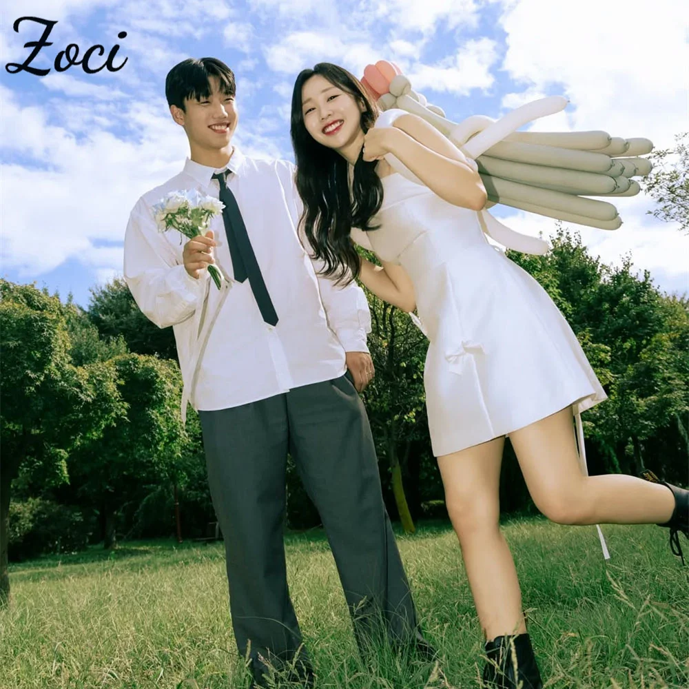 Zoci Elegant Strapless Short Korea Wedding Dresses Photos Shoot Above Knee Ribbons Bow Satin Dress Customized Bridal Party Gown
Zoci Elegant Strapless Short Korea Wedding Dresses Photos Shoot Above Knee Ribbons Bow Satin Dress Customized Bridal Party Gown