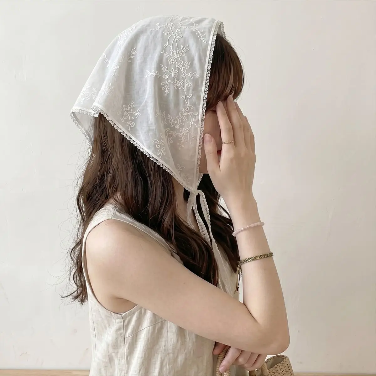 French Style Embroidered Lace Triangular Headscarf Travel Photo Headband Hair Scarf Headscarves Women Girls Hair Accessories 1pc
French Style Embroidered Lace Triangular Headscarf Travel Photo Headband Hair Scarf Headscarves Women Girls Hair Accessories 1pc