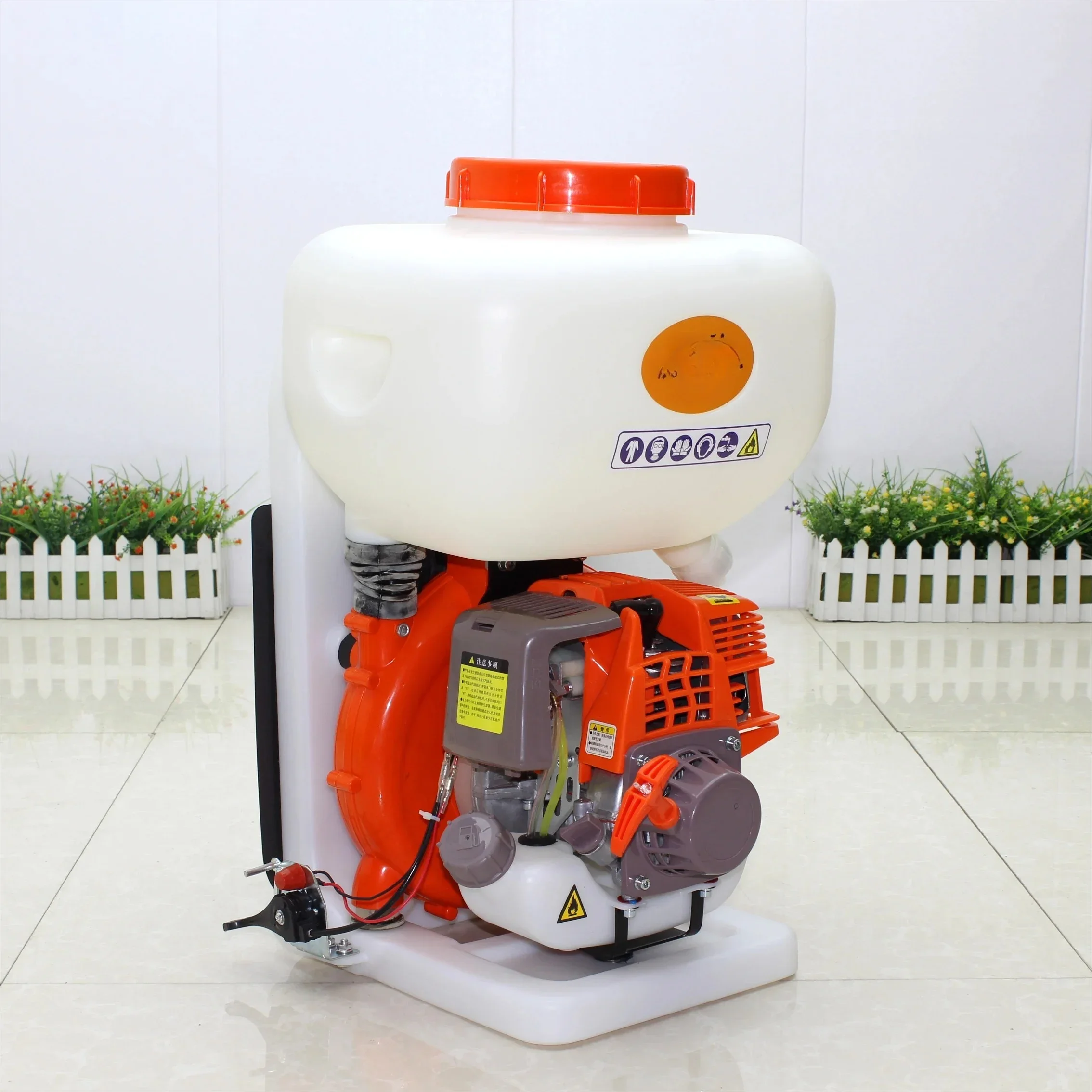 3W-15A Duster and Sprayer 41.5CC Backpack 4 Stroke Engine Agriculture Pesticide Fertilizer 15L
3W-15A Duster and Sprayer 41.5CC Backpack 4 Stroke Engine Agriculture Pesticide Fertilizer 15L