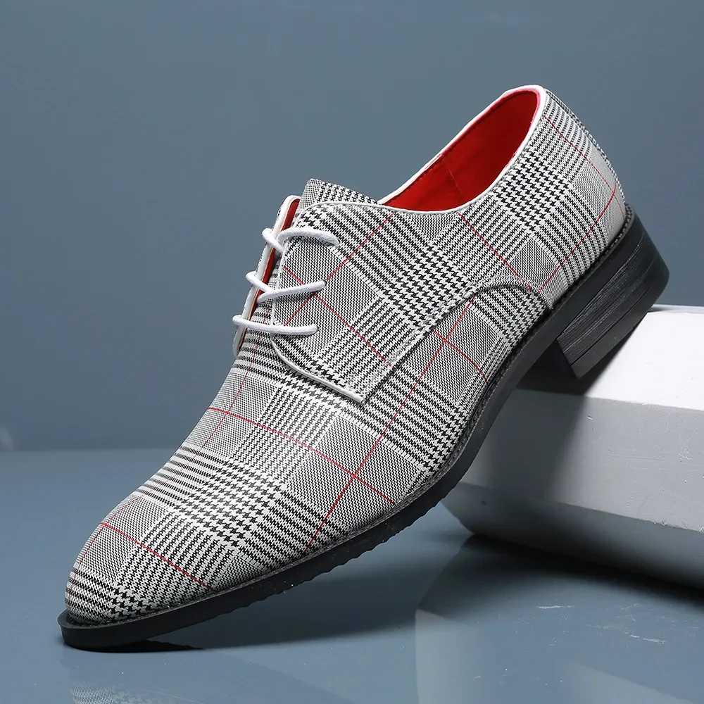 Luxury Men Dress Shoes Leather Shoes Designer Striped Patten Men Formal Shoes Italian Oxfords Pointed Toe Wedding Shoe Barber
Luxury Men Dress Shoes Leather Shoes Designer Striped Patten Men Formal Shoes Italian Oxfords Pointed Toe Wedding Shoe Barber