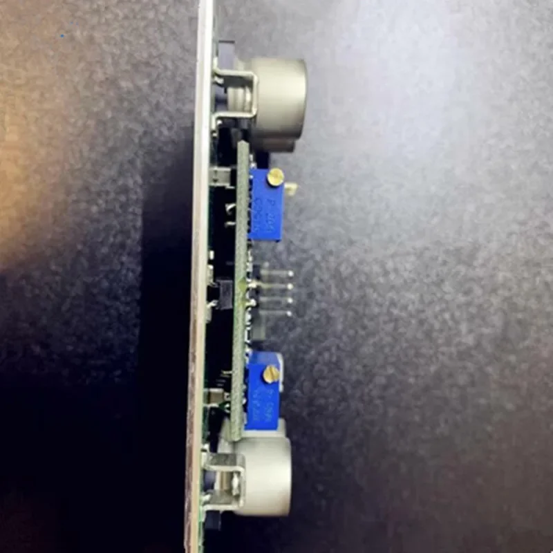 DC-DC800WAutomatic Step-down Power Supply Module Adjustable Constant Current Constant Voltage Board12/24/36/48VTurn5-48V
DC-DC800WAutomatic Step-down Power Supply Module Adjustable Constant Current Constant Voltage Board12/24/36/48VTurn5-48V