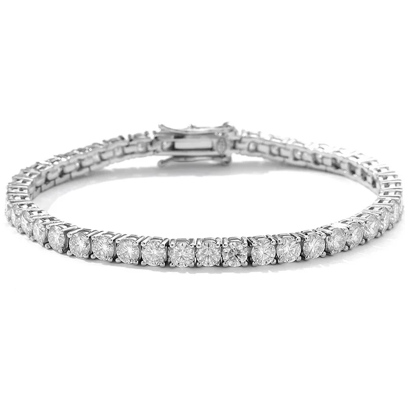 18K white gold 3.5mm 20 points moissanite bracelet tennis chain platinum PT950 simple temperament single row full of diamonds
18K white gold 3.5mm 20 points moissanite bracelet tennis chain platinum PT950 simple temperament single row full of diamonds
