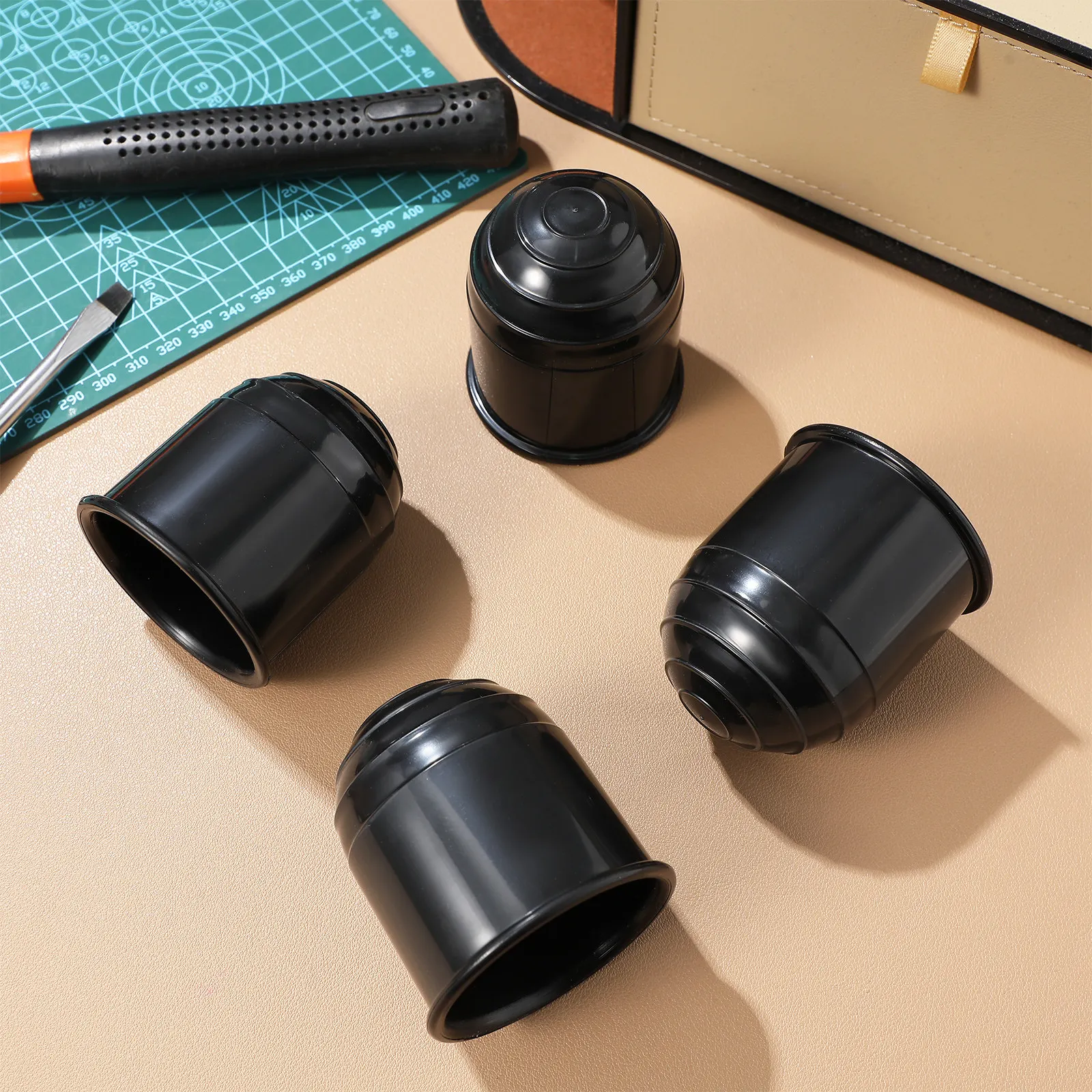 4Pcs Trailer Ball Cover Protective Caps Easy Slip-on Secure Fit Plastic Tow Hitch Protector for Truck Suv Trailer Accessories
4Pcs Trailer Ball Cover Protective Caps Easy Slip-on Secure Fit Plastic Tow Hitch Protector for Truck Suv Trailer Accessories