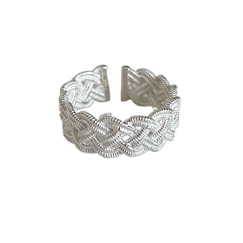 Sterling silver woven twist ring women's niche design light luxury high-end index finger ring
Sterling silver woven twist ring women's niche design light luxury high-end index finger ring