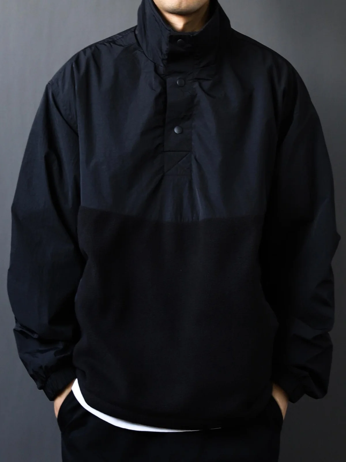 Куртка на флисовой подкладке с воротником-стойкой, длинными рукавами, осенне-зимняя верхняя одежда 2024 года, большие размеры, американский молодежный тренд, свободный крой
Куртка на флисовой подкладке с воротником-стойкой, длинными рукавами, осенне-зимняя верхняя одежда 2024 года, большие размеры, американский молодежный тренд, свободный крой