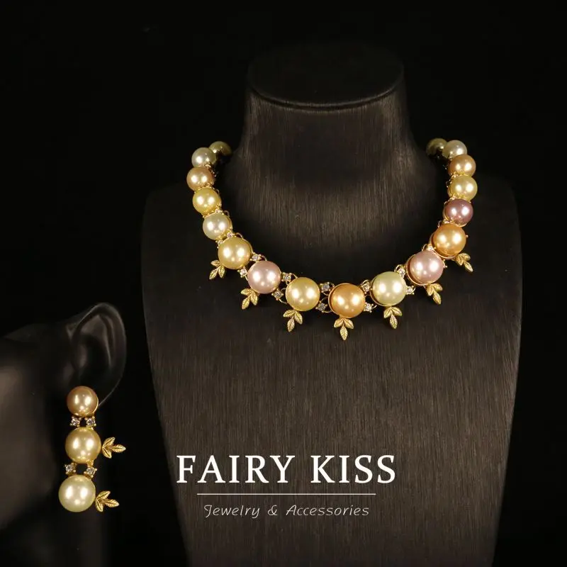 Simple Multi-Color Glass Pearl Temperament Elegant Necklace Set, Versatile, Fashionable And High-End, Personalized Design
Simple Multi-Color Glass Pearl Temperament Elegant Necklace Set, Versatile, Fashionable And High-End, Personalized Design