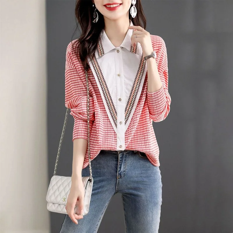 Fashion Lapel Embroidery Spliced Button Oversized Plaid Shirt 2022 Autumn New Casual Tops Loose Commute Women's Clothing Blouse
Fashion Lapel Embroidery Spliced Button Oversized Plaid Shirt 2022 Autumn New Casual Tops Loose Commute Women's Clothing Blouse