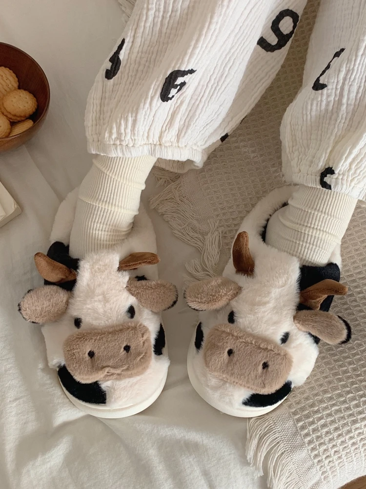Cute Little Cow Cotton Slippers Full Cover Heel Fluffy Home Shoes Indoor Warm Youth Korean Style Cartoon Home Indoor Slippers
Cute Little Cow Cotton Slippers Full Cover Heel Fluffy Home Shoes Indoor Warm Youth Korean Style Cartoon Home Indoor Slippers