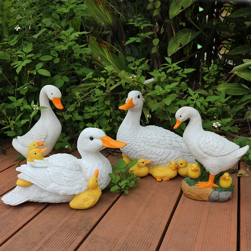 Outdoor simulation animal duck figurines, resin craft artificial rockery water pool landscaping, courtyard garden decoration
Outdoor simulation animal duck figurines, resin craft artificial rockery water pool landscaping, courtyard garden decoration