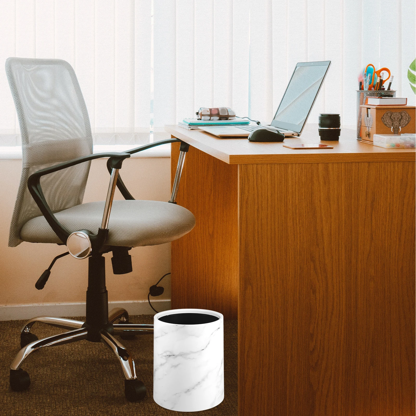 1pcs Marble Trash Can Waste Bin Home Kitchen Bathroom Garbage Container Marbling Waste Basket Large Capacity
1pcs Marble Trash Can Waste Bin Home Kitchen Bathroom Garbage Container Marbling Waste Basket Large Capacity