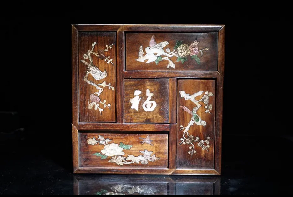 Wood carving happy eyebrows four open jewelry box exquisite wooden box home storage box
Wood carving happy eyebrows four open jewelry box exquisite wooden box home storage box