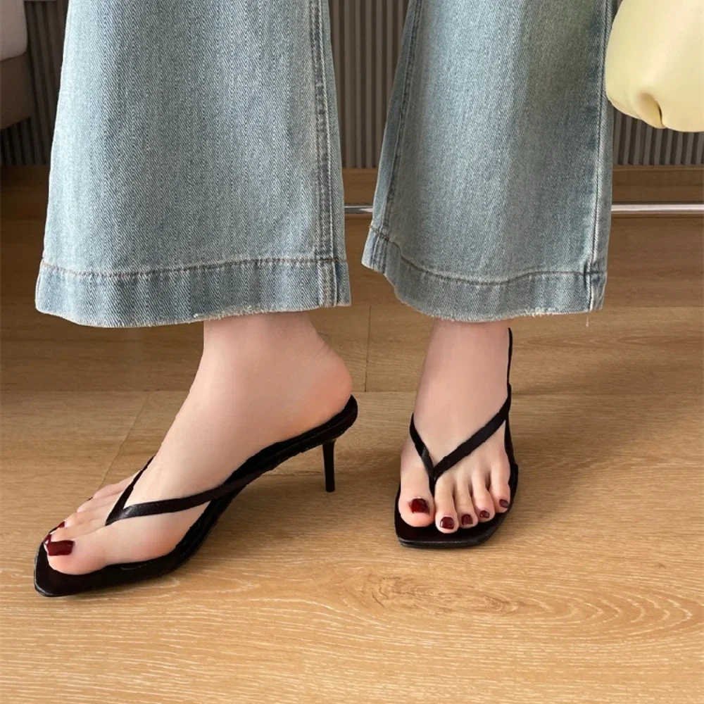 Aneikeh Design Flip Flops Clip Women Slippers Sandals High Quality Summer Shoes Concise Thin Heels Mules Zapatos De Mujer
Aneikeh Design Flip Flops Clip Women Slippers Sandals High Quality Summer Shoes Concise Thin Heels Mules Zapatos De Mujer