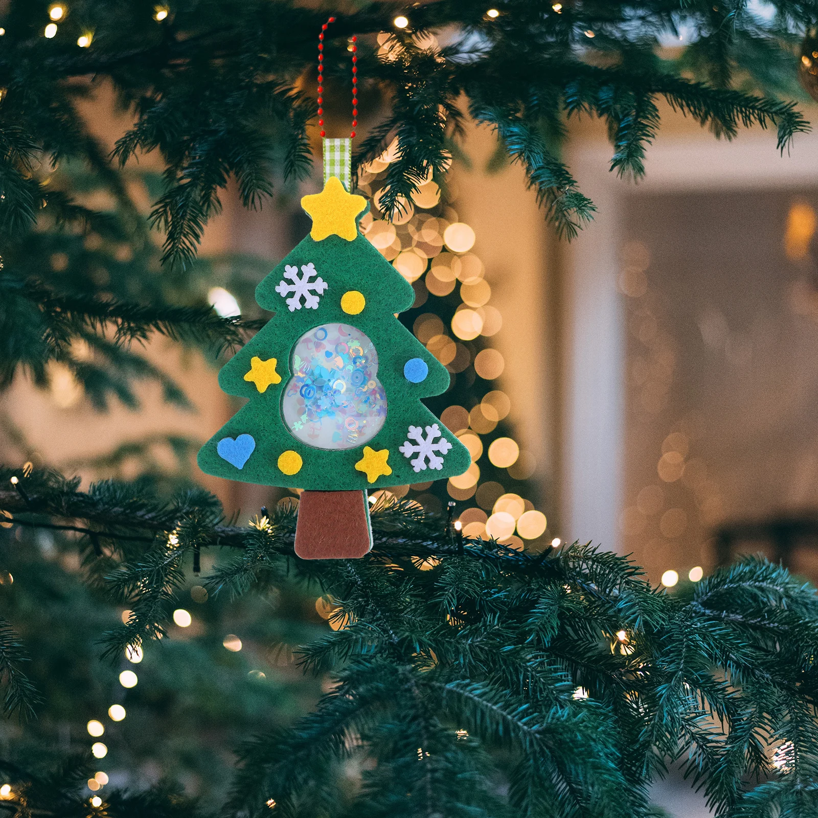 4Pcs Christmas Hanging Ornaments DIY Non-Woven Craft Kit for Mini Tree Decorations Holiday Party Favor Activity Set
4Pcs Christmas Hanging Ornaments DIY Non-Woven Craft Kit for Mini Tree Decorations Holiday Party Favor Activity Set