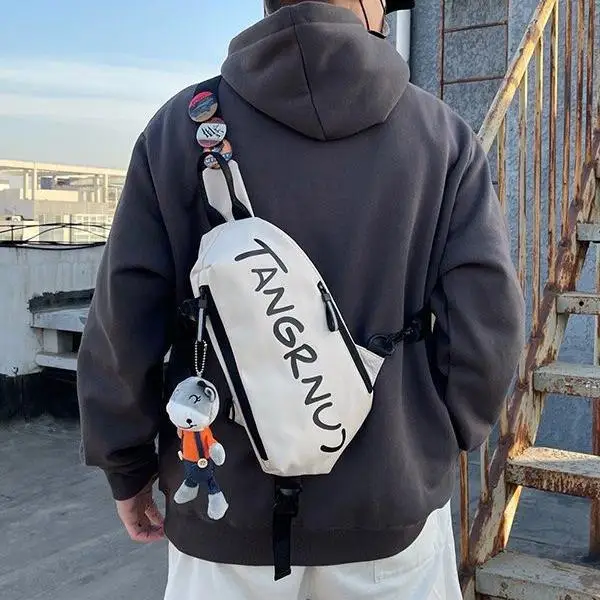 Men's Fashionable Nylon Single Shoulder Bag for Commuting Casual Crossbody Bag Lightweight Japanese Style Chest Bag
Men's Fashionable Nylon Single Shoulder Bag for Commuting Casual Crossbody Bag Lightweight Japanese Style Chest Bag