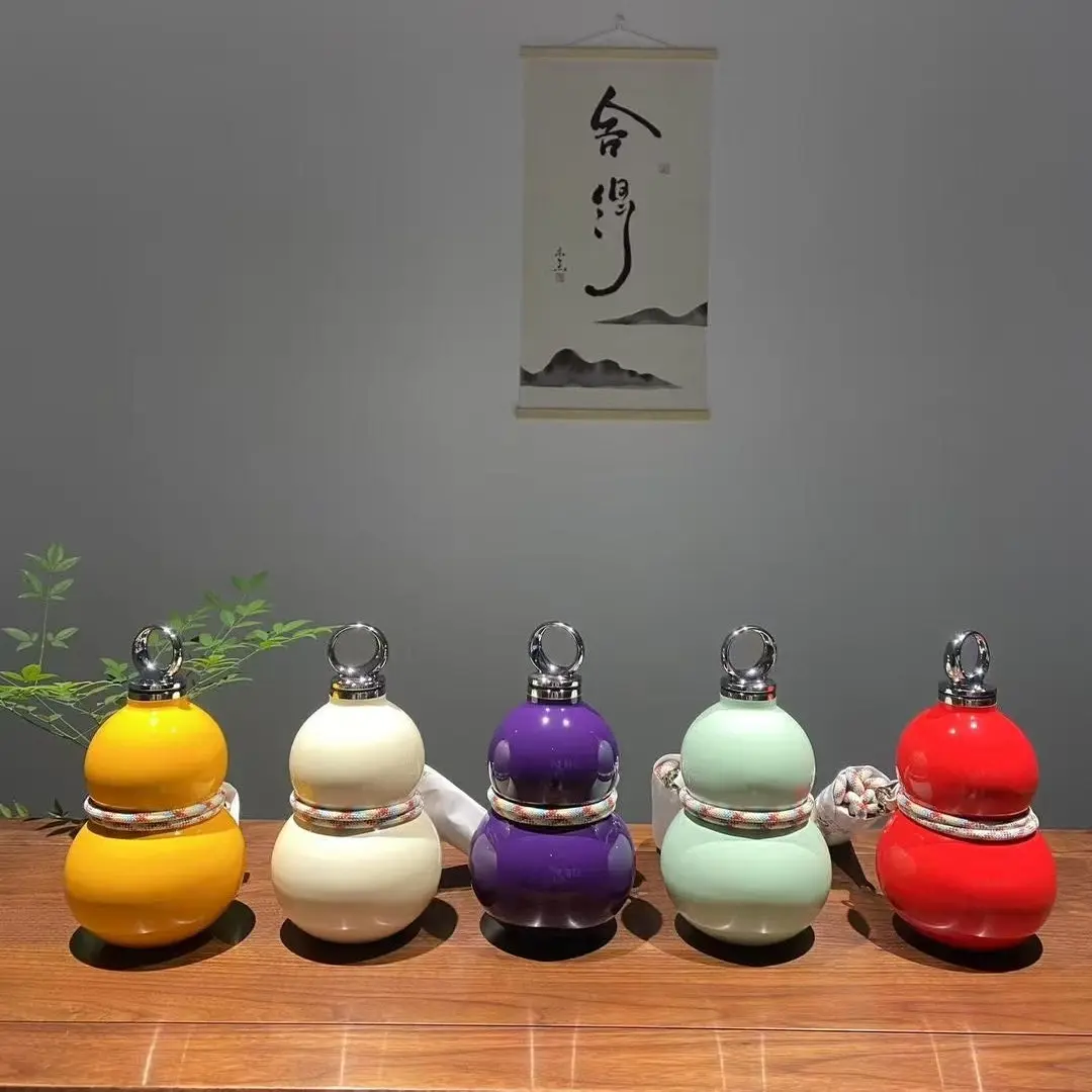 Портативная термокружка-бутылка большой емкости в форме тыквы, модный китайский стиль, для пикника на природе, контейнер для напитков
Портативная термокружка-бутылка большой емкости в форме тыквы, модный китайский стиль, для пикника на природе, контейнер для напитков