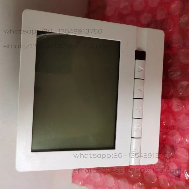 Water-cooled central air conditioner control panel fan coil unit intelligent temperature control switch wire controller
Water-cooled central air conditioner control panel fan coil unit intelligent temperature control switch wire controller