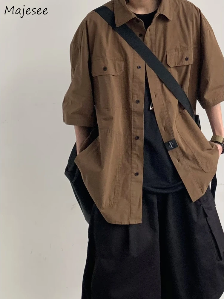 Men Short Sleeve Shirts Summer Thin Solid Color Turn-down Collar Vintage Buttons-up Couples Tops Pockets All-match Streetwear
Men Short Sleeve Shirts Summer Thin Solid Color Turn-down Collar Vintage Buttons-up Couples Tops Pockets All-match Streetwear