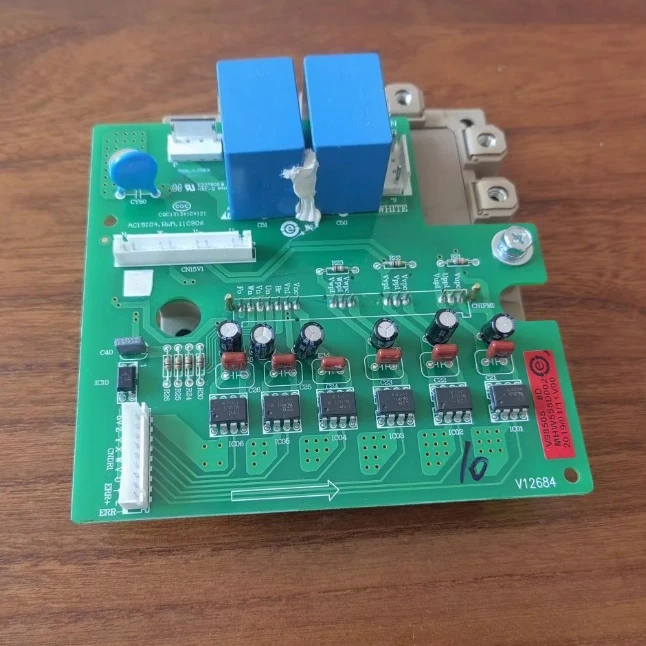 Suitable for Mitsubishi Heavy Industries central air conditioner drive board MHWSSSD002 inverter board, power board
Suitable for Mitsubishi Heavy Industries central air conditioner drive board MHWSSSD002 inverter board, power board