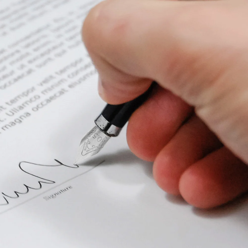 60Pcs Fountain Pen Nibs Stainless Steel Thick Replacement Nibs Smooth Writing Calligraphy Tips for Artists Students 
60Pcs Fountain Pen Nibs Stainless Steel Thick Replacement Nibs Smooth Writing Calligraphy Tips for Artists Students