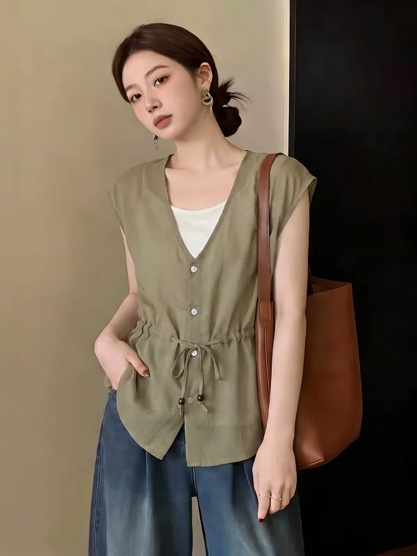 Green Thin Short Sleeve V-Neck Shirt Women's Summer New plus Size Big MM Waist Inward Top Commute Style Korean Loose Fit
Green Thin Short Sleeve V-Neck Shirt Women's Summer New plus Size Big MM Waist Inward Top Commute Style Korean Loose Fit