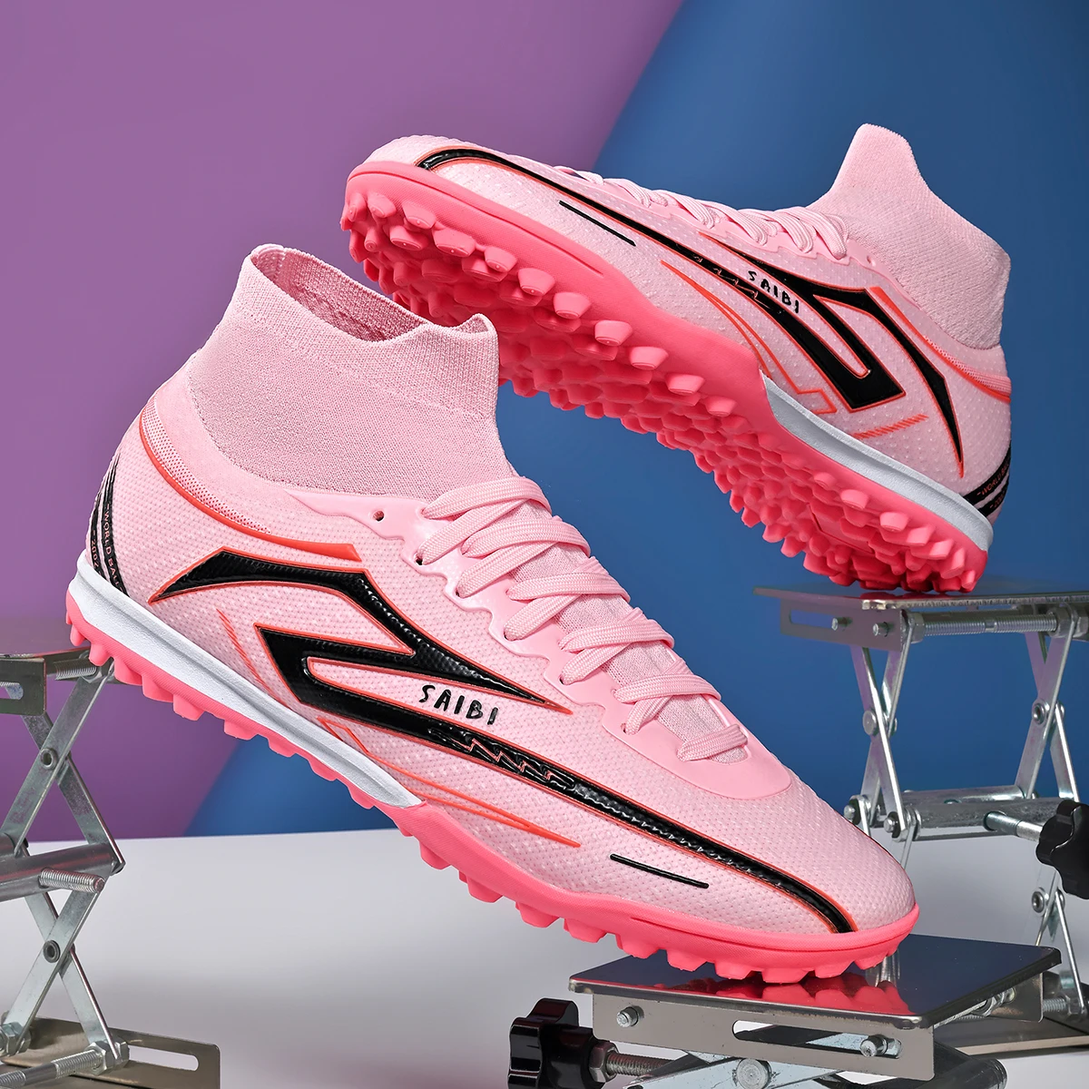 Kid Friendly TF Turf Soccer Boots Soft PU Fabric Rubber Non-slip Sole Abrasion Resistant For Campus Sports Activities
Kid Friendly TF Turf Soccer Boots Soft PU Fabric Rubber Non-slip Sole Abrasion Resistant For Campus Sports Activities