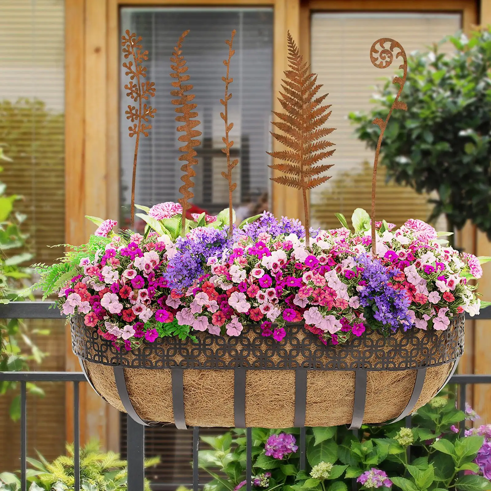 5 Pieces Rustic Iron Art Garden Decor for Outside Rusty Retro Farmhouse Ferns Flowers Ornament for Lawn Porch Deck
5 Pieces Rustic Iron Art Garden Decor for Outside Rusty Retro Farmhouse Ferns Flowers Ornament for Lawn Porch Deck