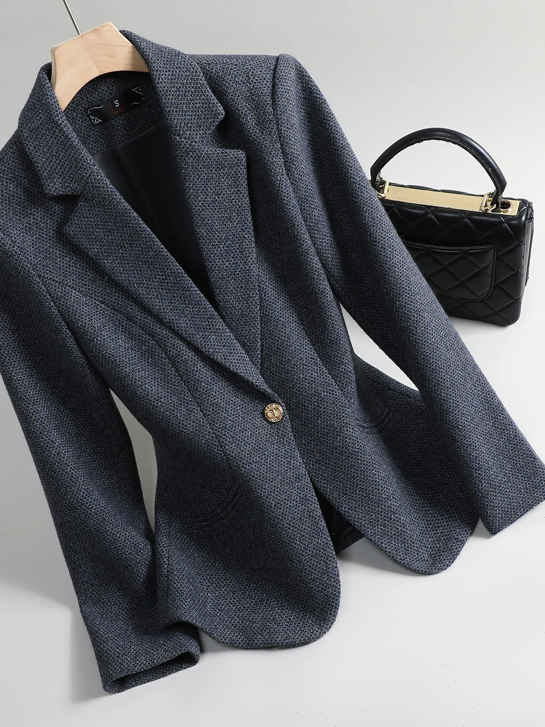 Women's Woolen Suit Jacket Casual Grey Waist-Cinching Westwear Top Commute Style Long Sleeve Faux Slit Pocket Design
Women's Woolen Suit Jacket Casual Grey Waist-Cinching Westwear Top Commute Style Long Sleeve Faux Slit Pocket Design