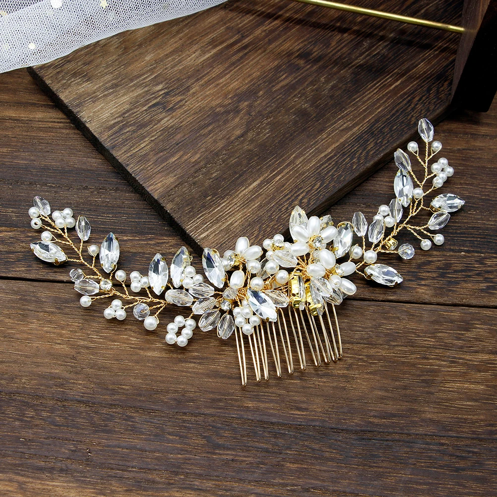 Bridal Rhinestone Hair Comb Pearl Crystal Leaves Golden Floral Wedding Hair Decoration for Bride Bridesmaid Party
Bridal Rhinestone Hair Comb Pearl Crystal Leaves Golden Floral Wedding Hair Decoration for Bride Bridesmaid Party