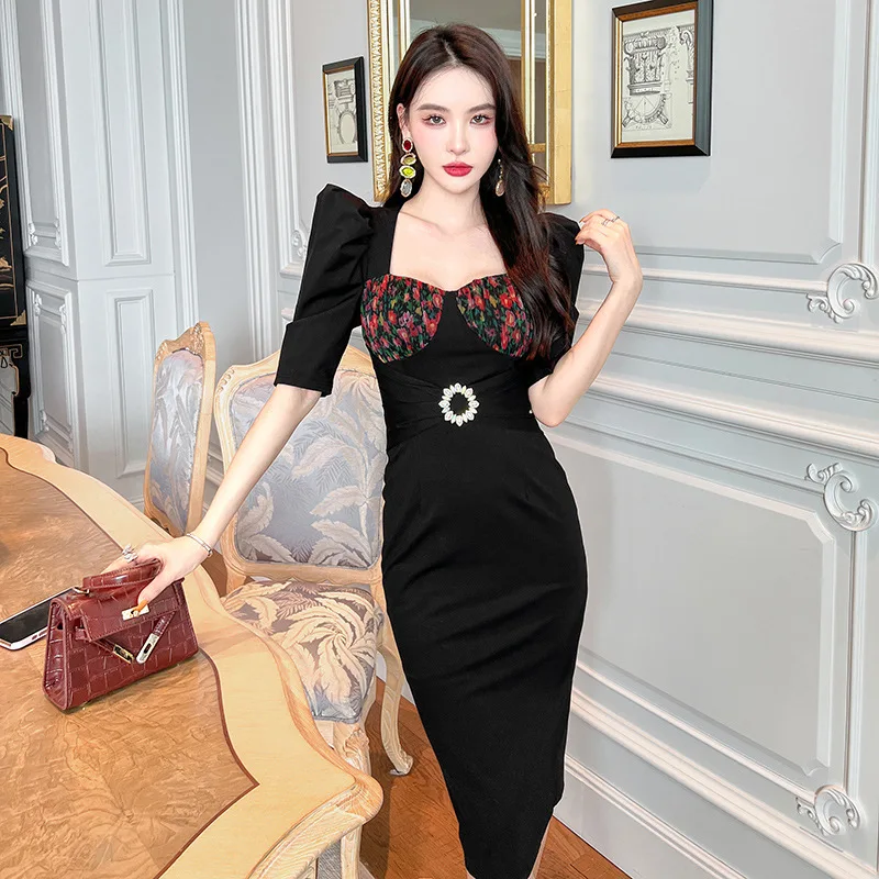 2022 Summer Women's Dress Spliced Color Floral Vintage Bodycon Dress Night Party Event Crystal High Waist Line Dress for Women
2022 Summer Women's Dress Spliced Color Floral Vintage Bodycon Dress Night Party Event Crystal High Waist Line Dress for Women