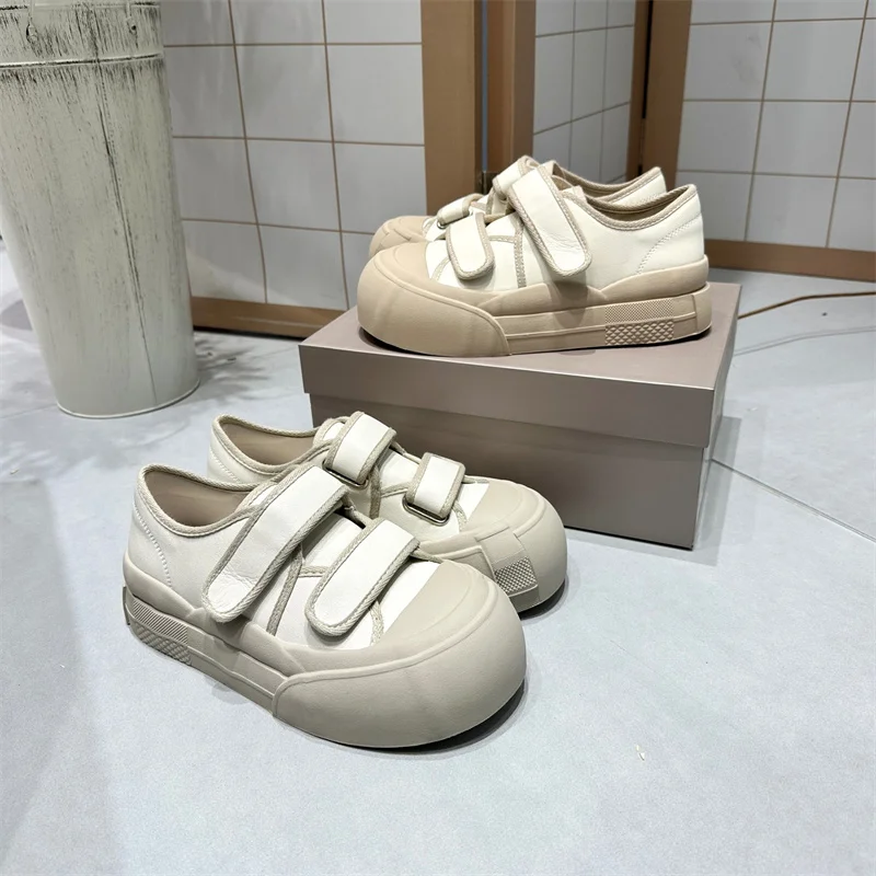 Кеды женские на плоской подошве, дышащие удобные кроссовки без шнуровки, повседневная спортивная обувь для бега
Кеды женские на плоской подошве, дышащие удобные кроссовки без шнуровки, повседневная спортивная обувь для бега