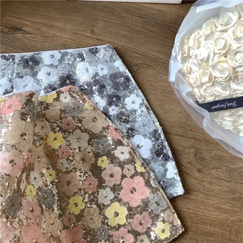 Korean style Summer New Floral Sequins Short Slim Bodycon Skirt Women Skirt High-Waisted Package Hip Skirt
Korean style Summer New Floral Sequins Short Slim Bodycon Skirt Women Skirt High-Waisted Package Hip Skirt
